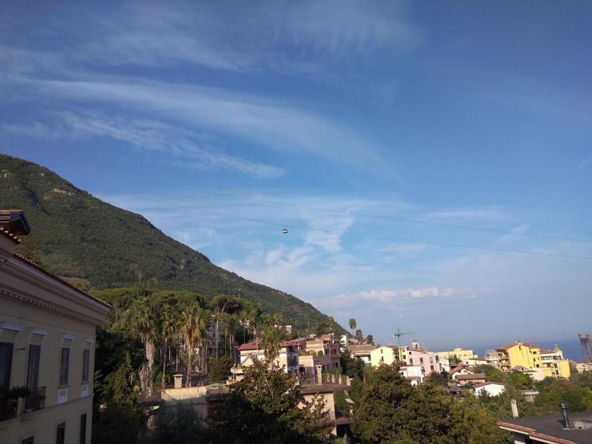 Villa Pellicano -Il Nido Castellammare di Stabia Exteriör bild