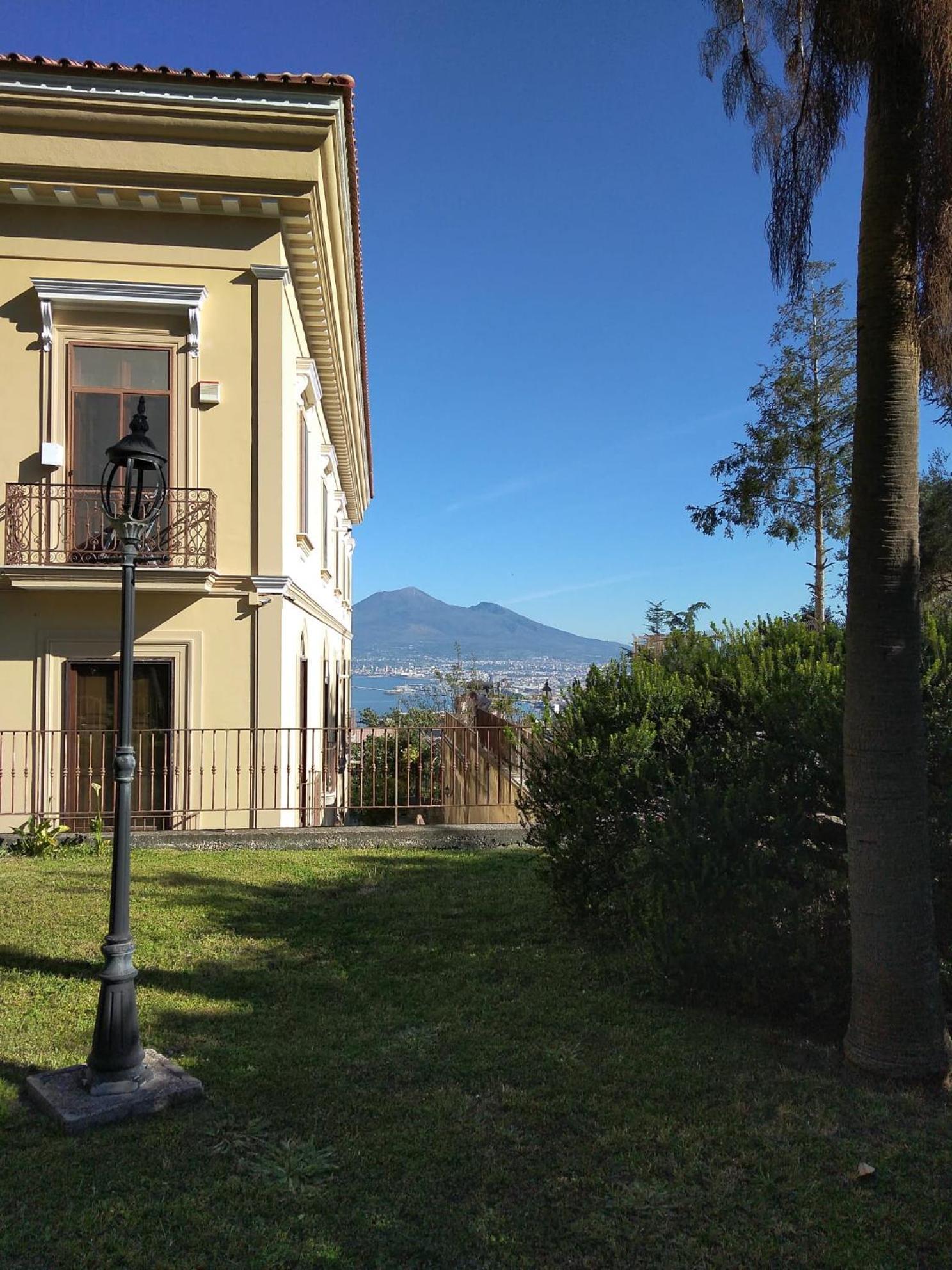 Villa Pellicano -Il Nido Castellammare di Stabia Exteriör bild